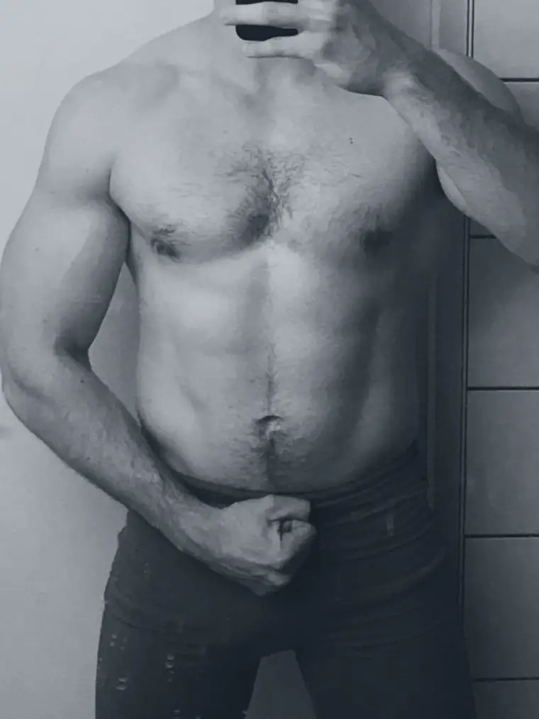 Photo envoyée par un pratiquant de la méthode, en noir et blanc. 23 sur 42.